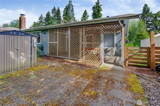 517 W Street SE, Tumwater, WA 98501