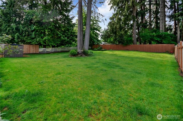 517 W Street SE, Tumwater, WA 98501