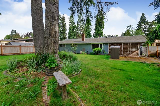 517 W Street SE, Tumwater, WA 98501