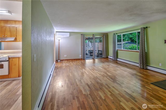 517 W Street SE, Tumwater, WA 98501