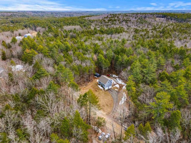 85 Kennard Road, Nottingham, NH 03290