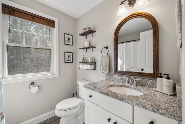 85 Kennard Road, Nottingham, NH 03290