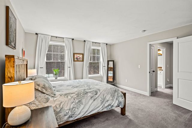 85 Kennard Road, Nottingham, NH 03290