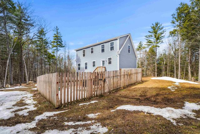 85 Kennard Road, Nottingham, NH 03290