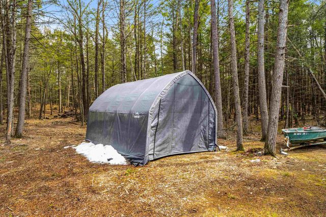 85 Kennard Road, Nottingham, NH 03290