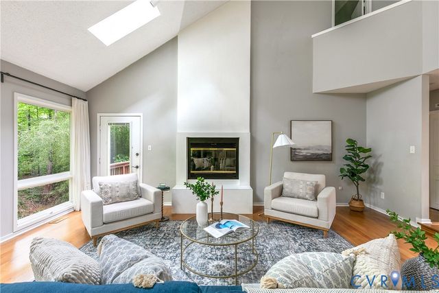 14307 Spring Gate Ct, Midlothian, VA 23112