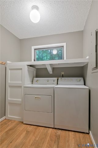 14307 Spring Gate Ct, Midlothian, VA 23112
