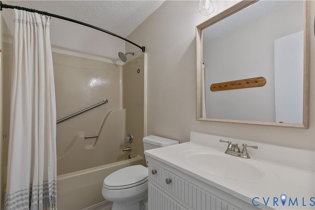 14307 Spring Gate Ct, Midlothian, VA 23112
