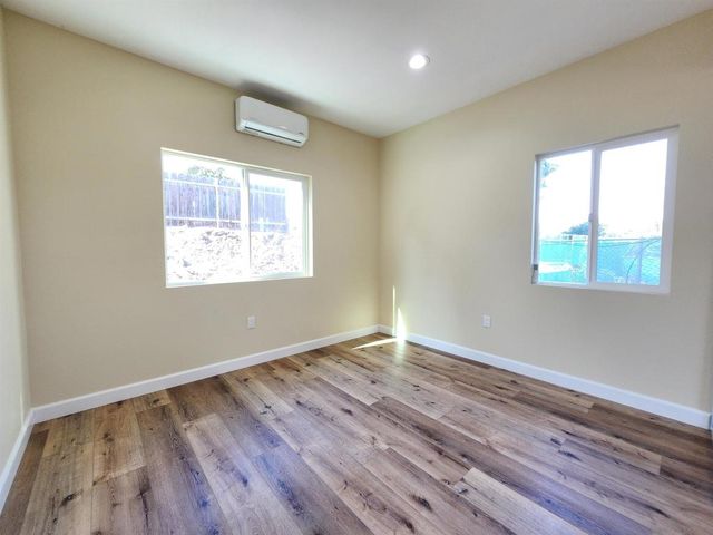 4024-4026 college ave, San Diego, CA 92115