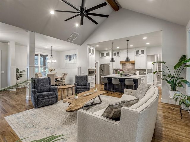 1880 Shaylee Lane, Choctaw, OK 73020