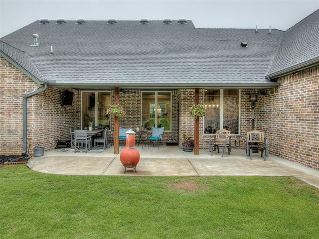 1880 Shaylee Lane, Choctaw, OK 73020