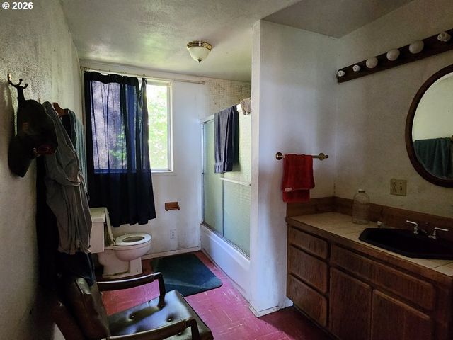 93204 CEMETERY LOOP Rd, Port Orford, OR 97465