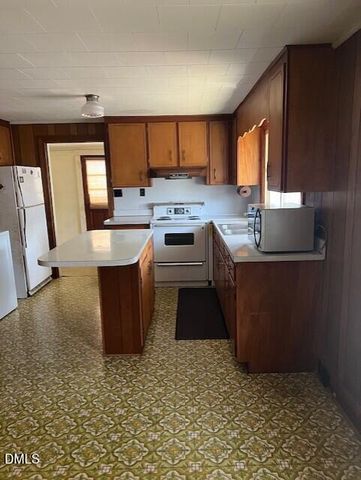 1111 Gaston Street, Smithfield, NC 27577