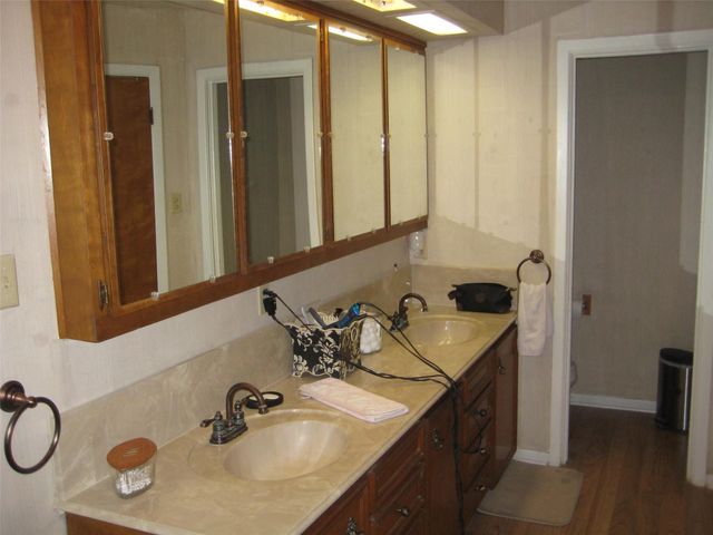 101 Locust, Village Mills, TX 77663