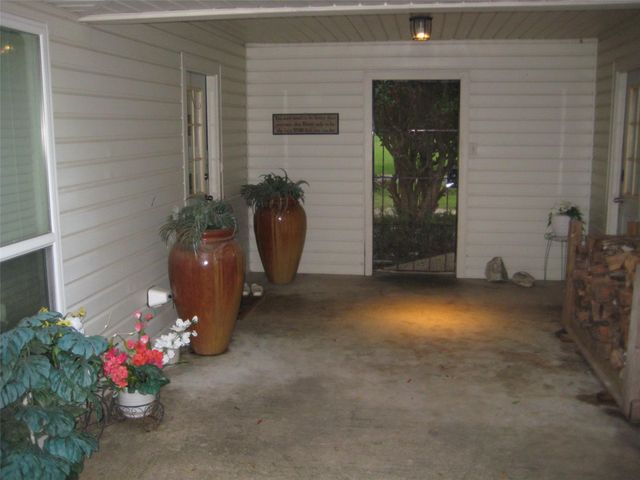 101 Locust, Village Mills, TX 77663