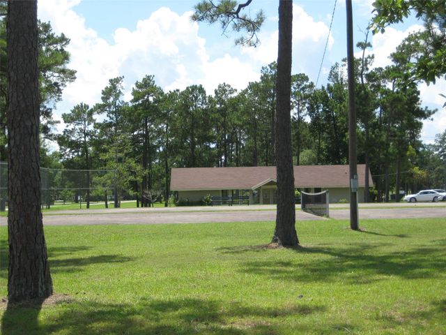 101 Locust, Village Mills, TX 77663