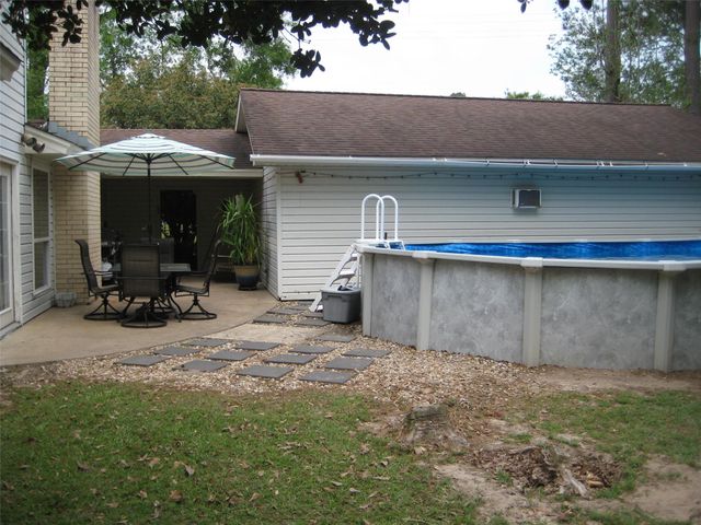 101 Locust, Village Mills, TX 77663