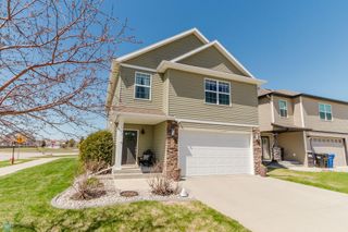 5595 TUSCAN Court S, Fargo, ND 58104