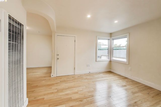 185 Belleview Dr, San Leandro, CA 94577