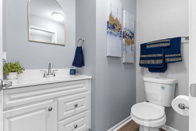 3816 Foss Road 7, Saint Anthony, MN 55421