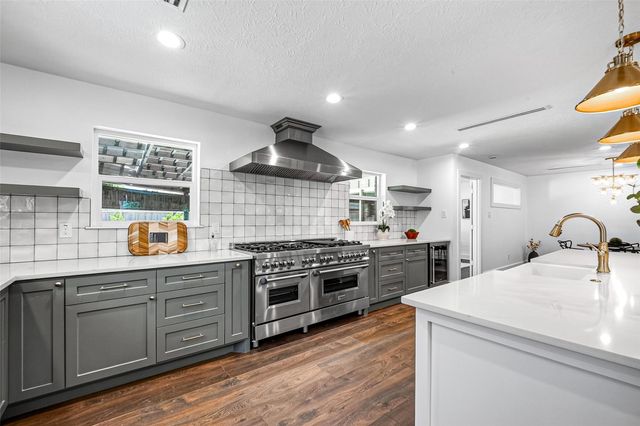 1338 Seaspray Court, Houston, TX 77008
