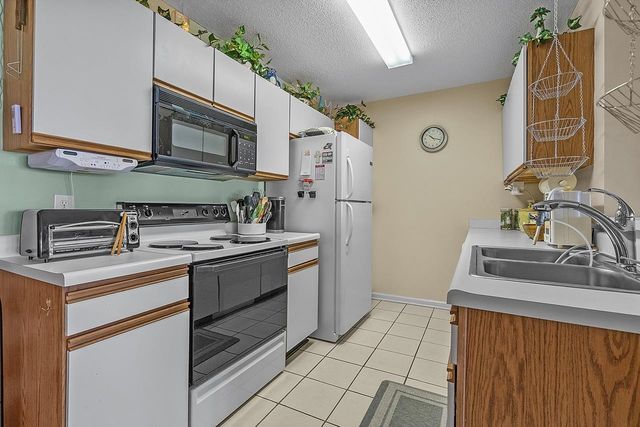 1931 Bent Grass Dr Apt D, Surfside Beach, SC 29575