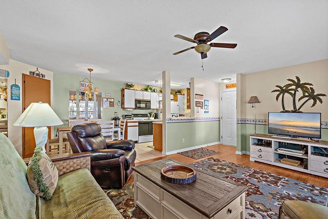 1931 Bent Grass Dr Apt D, Surfside Beach, SC 29575