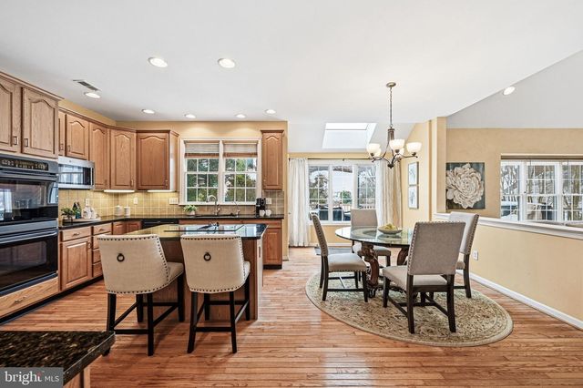 28 THOMAS SPEAKMAN DR, Glen Mills, PA 19342