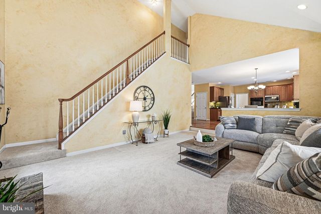 28 THOMAS SPEAKMAN DR, Glen Mills, PA 19342