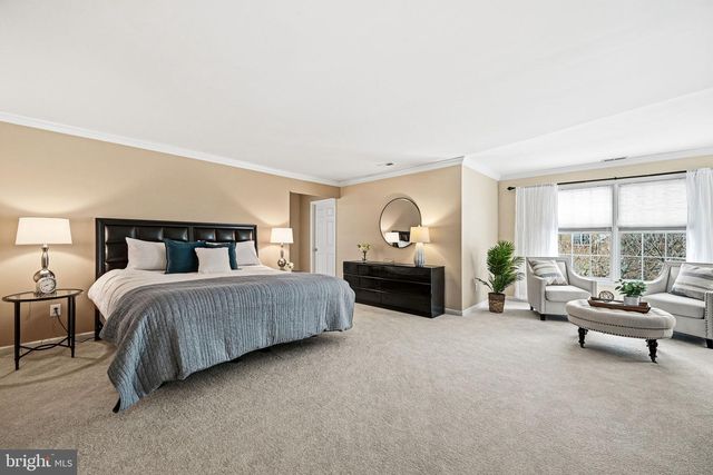 28 THOMAS SPEAKMAN DR, Glen Mills, PA 19342