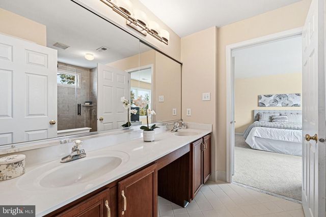 28 THOMAS SPEAKMAN DR, Glen Mills, PA 19342