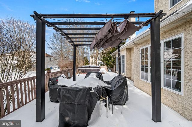 28 THOMAS SPEAKMAN DR, Glen Mills, PA 19342