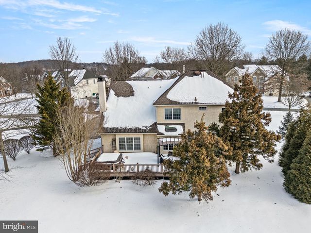 28 THOMAS SPEAKMAN DR, Glen Mills, PA 19342