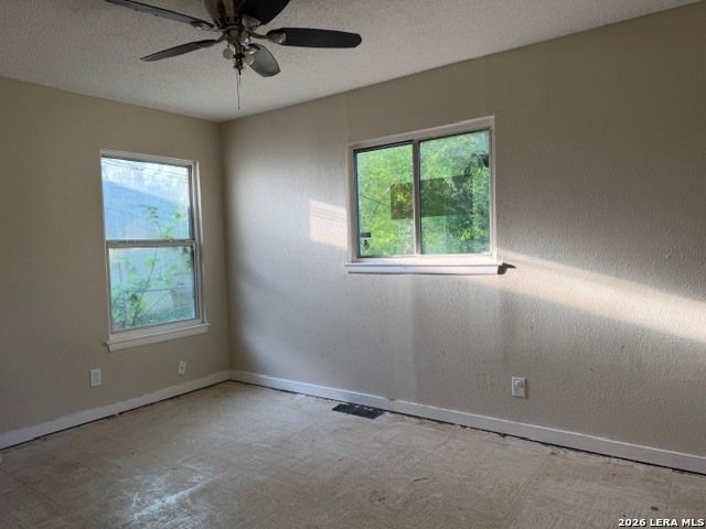 5110 HAPPINESS ST, Kirby, TX 78219