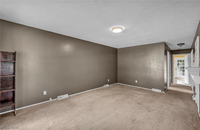 294 Broadview Avenue, Barberton, OH 44203