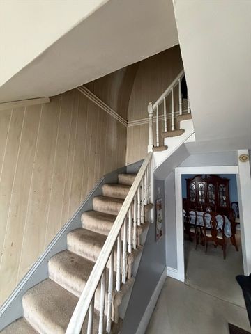 20 Maple St, Saugus, MA 01906