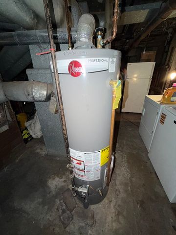 20 Maple St, Saugus, MA 01906