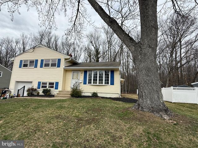 42 WINDING WAY, Gibbsboro, NJ 08026