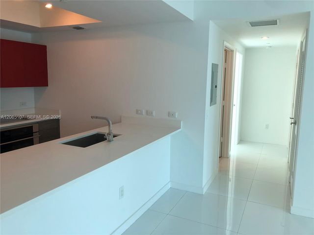 1100 S Miami Ave 4007, Miami, FL 33130