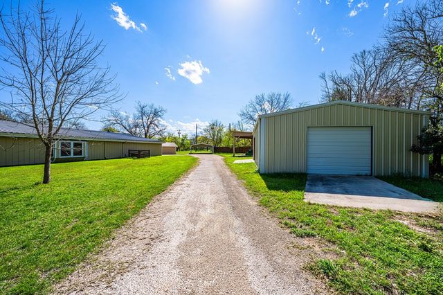 123 FM 480, Center Point, TX 78010