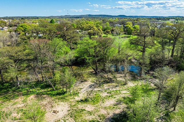 123 FM 480, Center Point, TX 78010