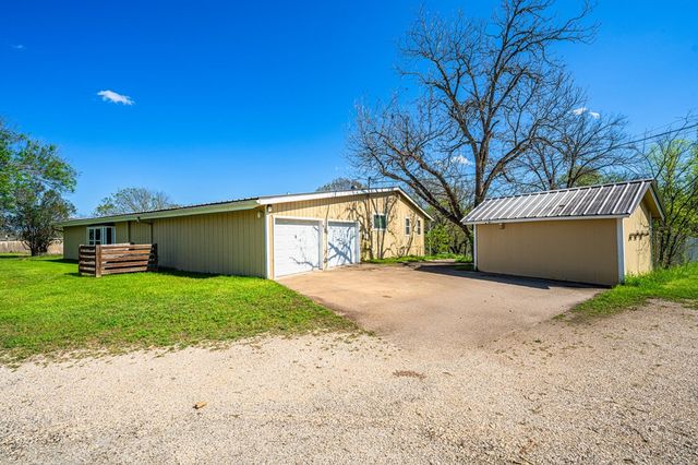 123 FM 480, Center Point, TX 78010