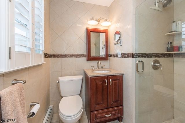 15 Alba Pl, Parsippany-troy Hills Twp., NJ 07054