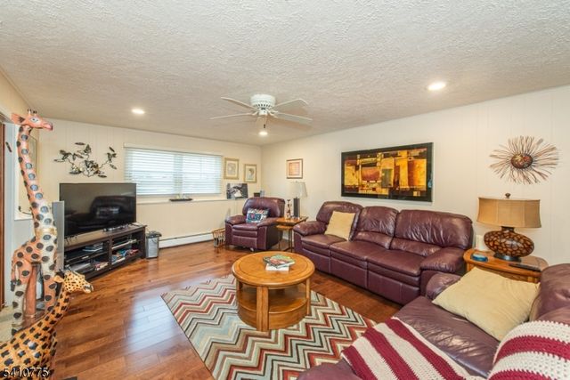 15 Alba Pl, Parsippany-troy Hills Twp., NJ 07054