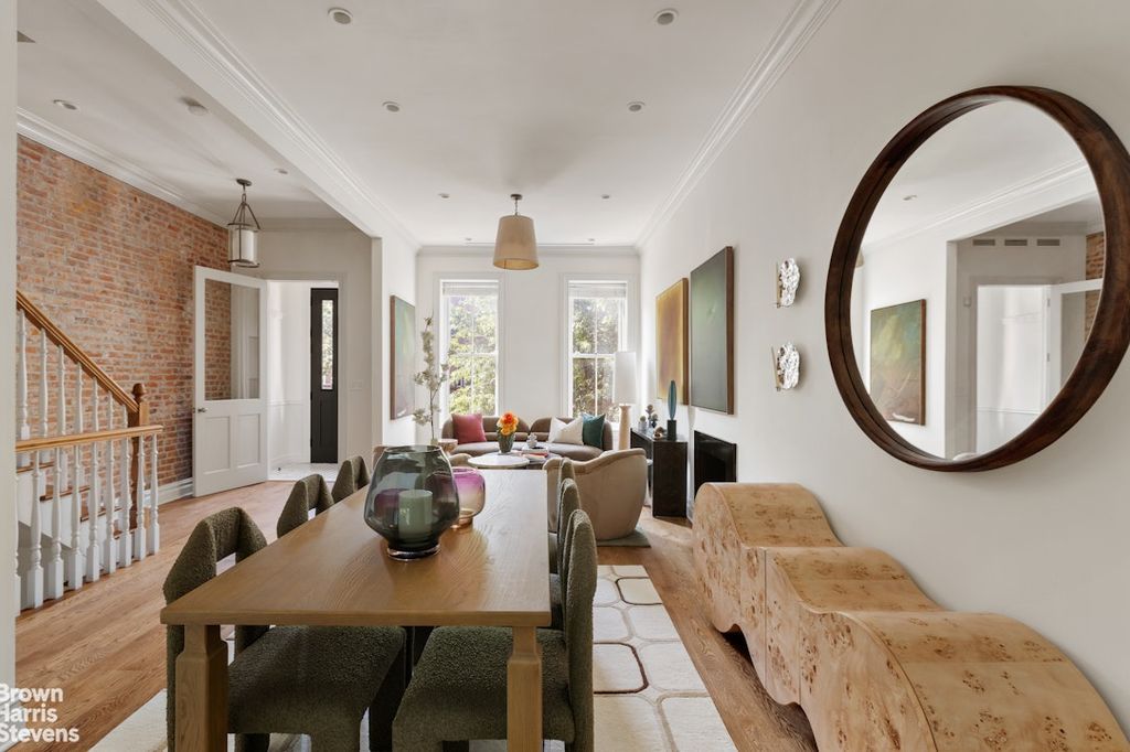 165 PULASKI Street, New York City, NY 11206