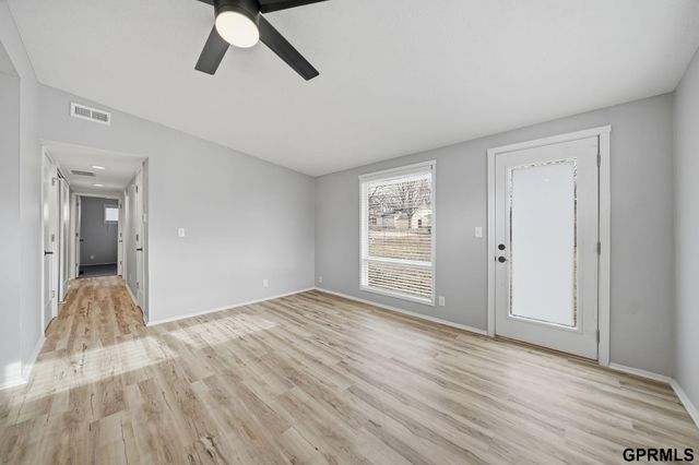 230 Prestwick Road, Lincoln, NE 68505