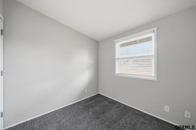 230 Prestwick Road, Lincoln, NE 68505