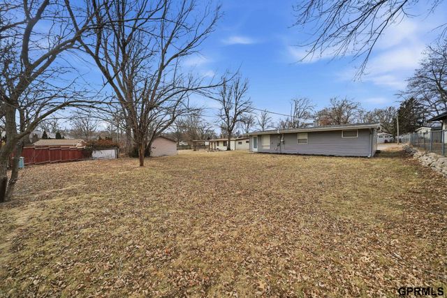 230 Prestwick Road, Lincoln, NE 68505