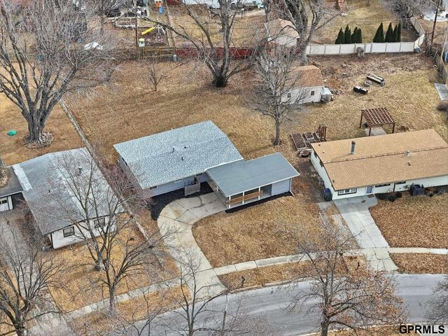 230 Prestwick Road, Lincoln, NE 68505