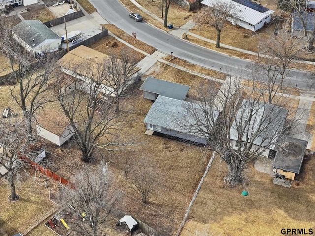 230 Prestwick Road, Lincoln, NE 68505